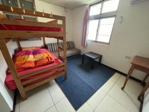 Room 2雙人上下舖