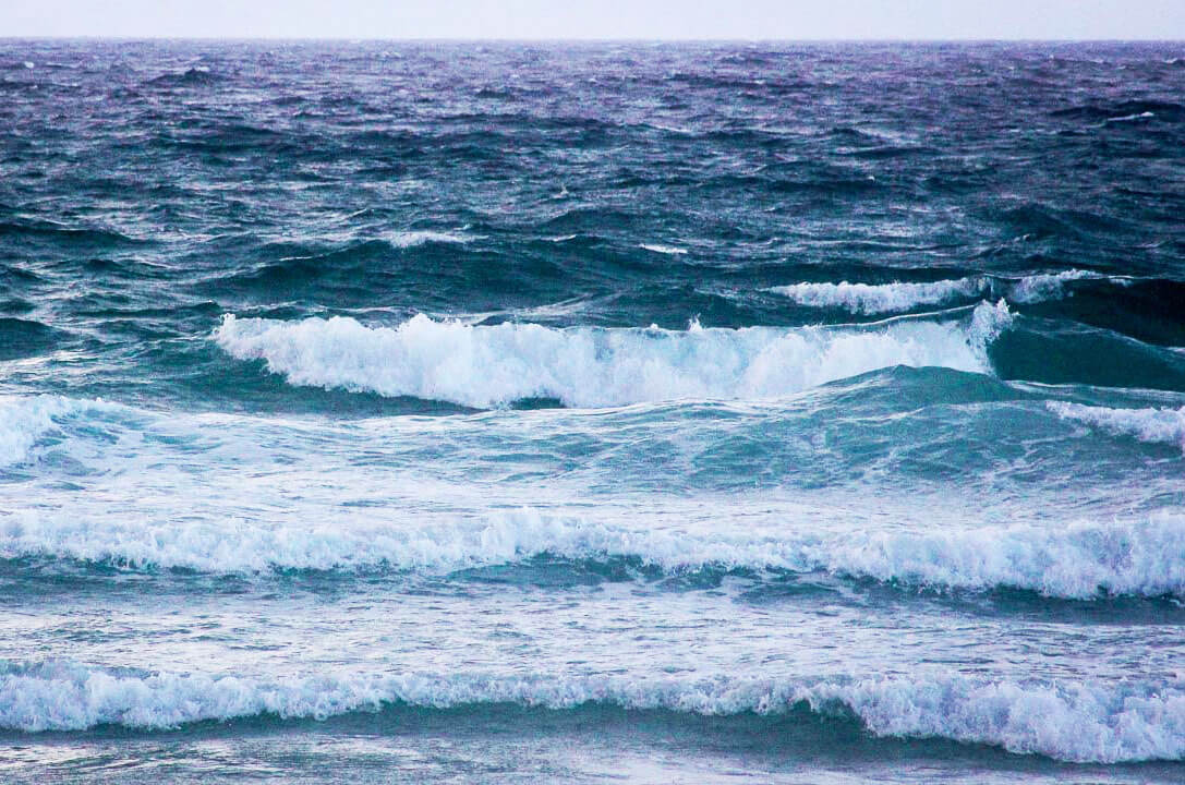 風浪與長浪的不同 – Surfer Inn衝浪客棧 – Taiwan Toucheng衝浪專門店